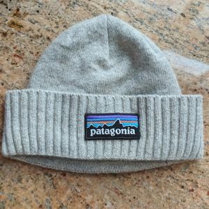 Kids winter Patagonia hat